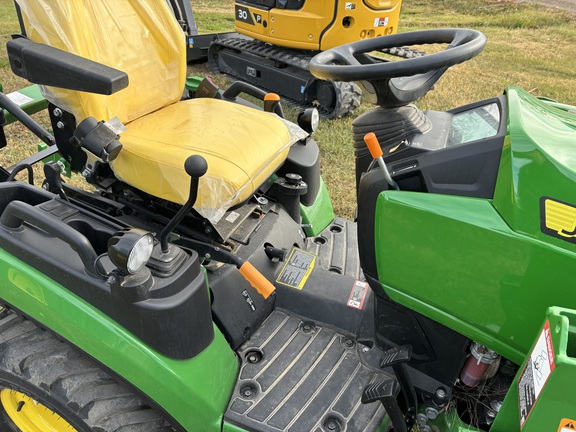 2024 John Deere 1025R Tractor Compact