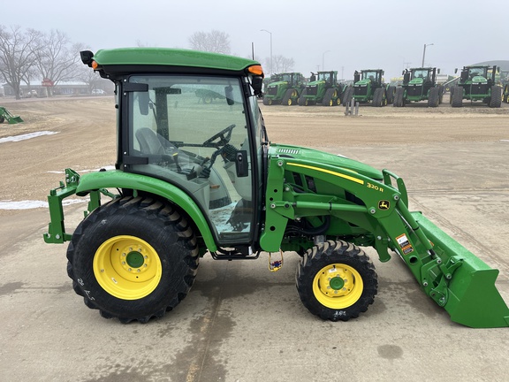 2024 John Deere 3046R Tractor Compact