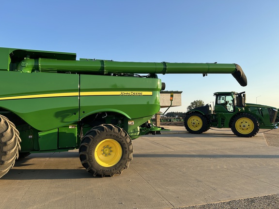 2021 John Deere S780 Combine