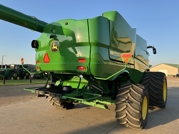 2021 John Deere S780 Combine