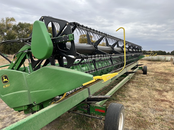 2012 John Deere 635F Header Combine