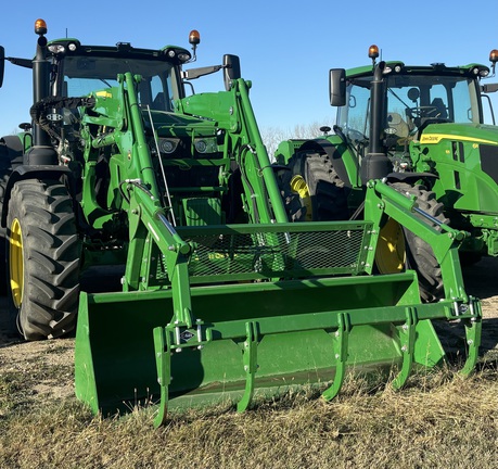 2024 John Deere 680R Loader