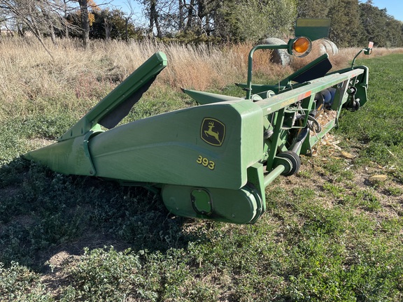 2002 John Deere 893 Header Corn Head