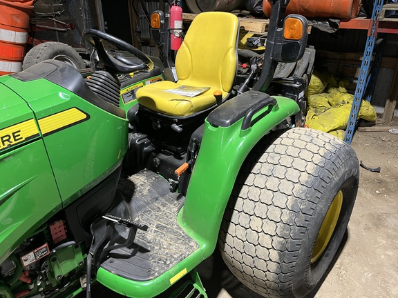 2017 John Deere 3033R Tractor Compact