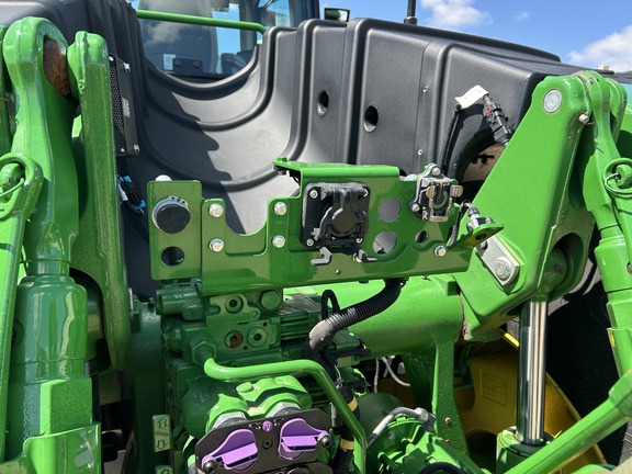 2024 John Deere 9R 590 Tractor 4WD