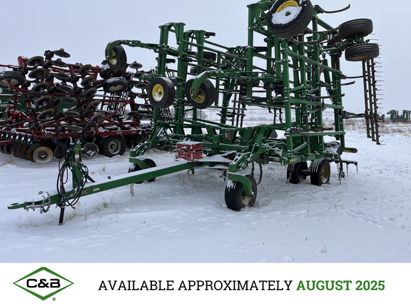 2022 John Deere 2430 Chisel Plow