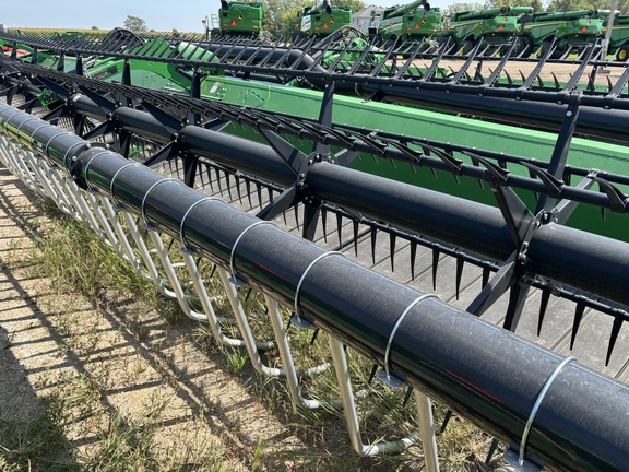 2018 John Deere 645FD Header Combine