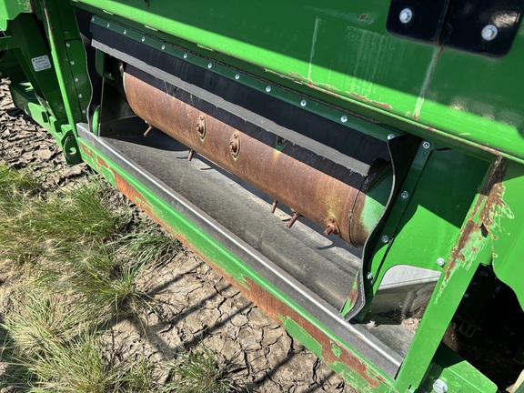 2018 John Deere 645FD Header Combine