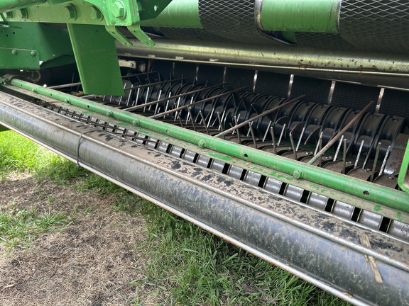 2023 John Deere 560R Baler/Round