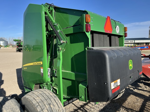 2023 John Deere 560R Baler/Round