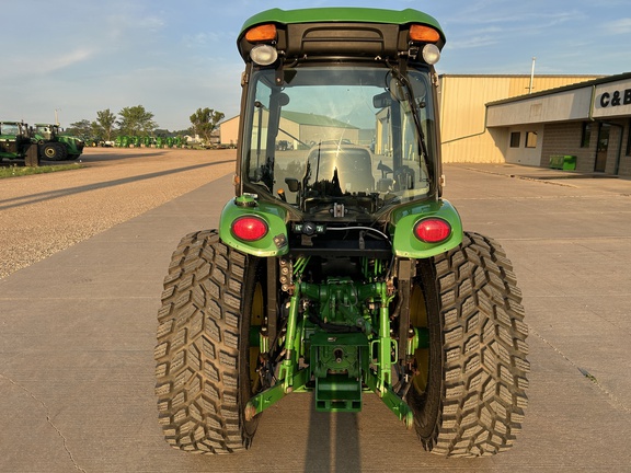2015 John Deere 4066R Tractor Compact
