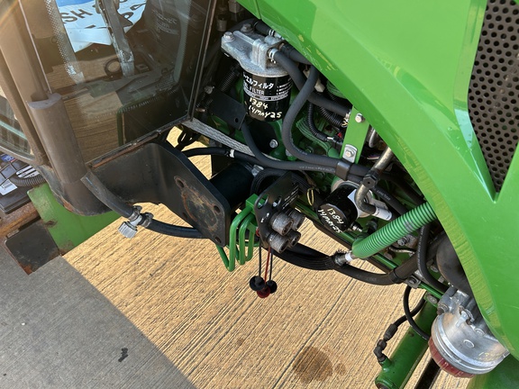 2015 John Deere 4066R Tractor Compact