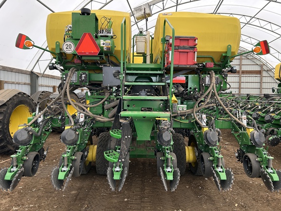 2025 John Deere DB80 Planter