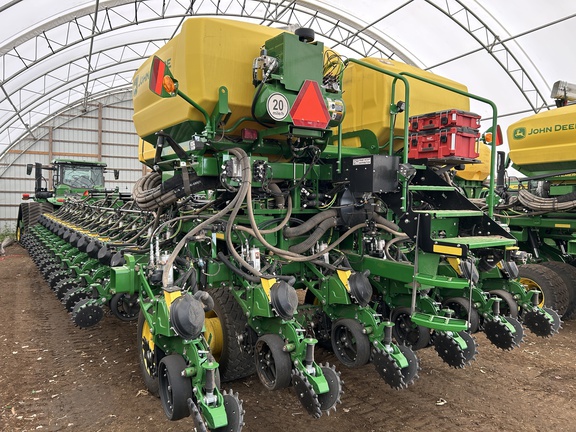 2025 John Deere DB80 Planter