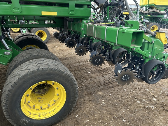 2025 John Deere DB80 Planter
