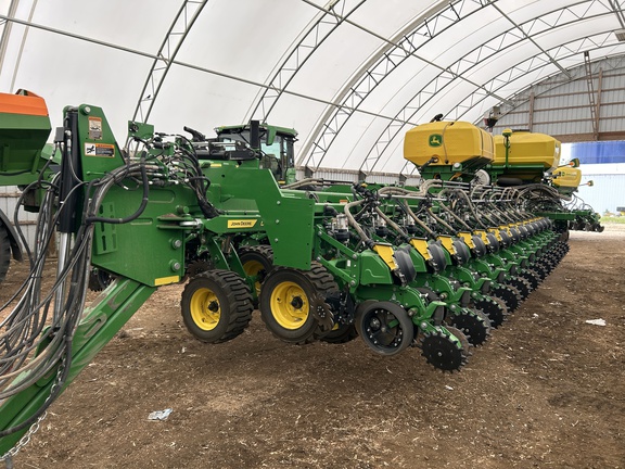 2025 John Deere DB80 Planter
