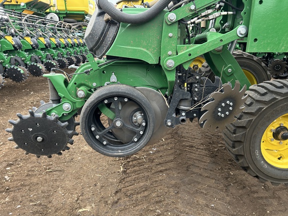 2025 John Deere DB80 Planter