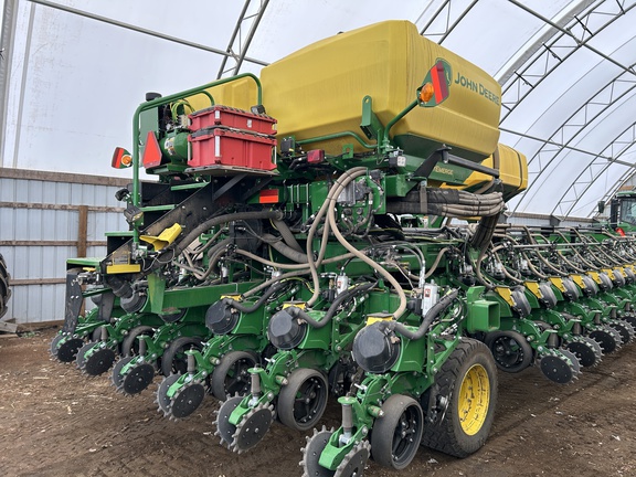 2025 John Deere DB80 Planter