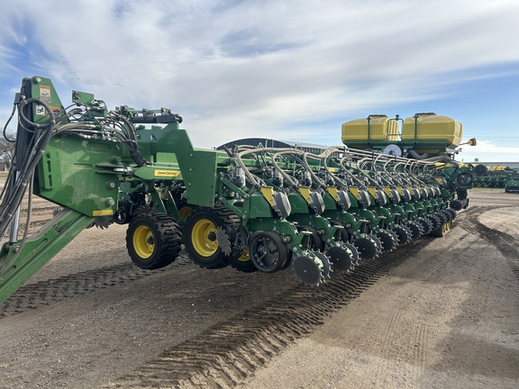 2025 John Deere DB80 Planter