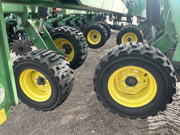 2025 John Deere DB80 Planter