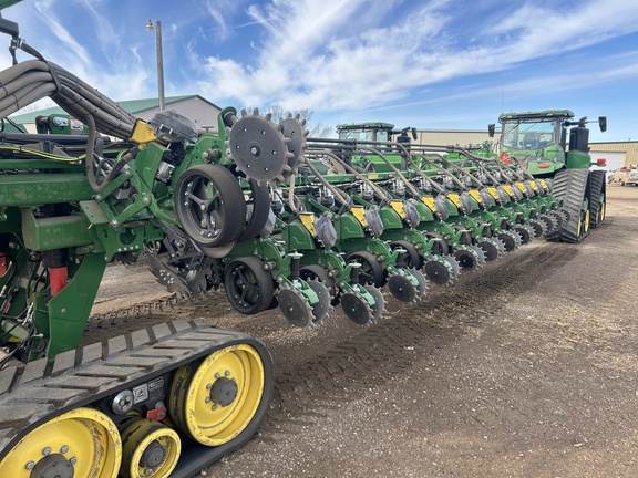 2025 John Deere DB80 Planter