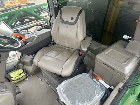 2024 John Deere 616R Sprayer/High Clearance