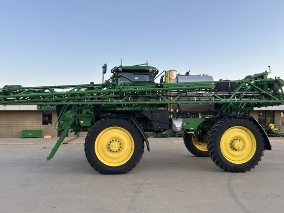 2024 John Deere 616R Sprayer/High Clearance