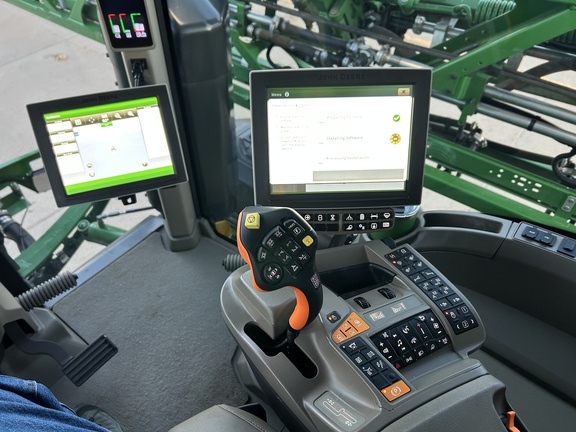 2024 John Deere 616R Sprayer/High Clearance