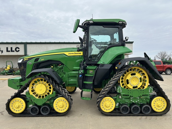 2024 John Deere 8RX 410 Tractor Rubber Track