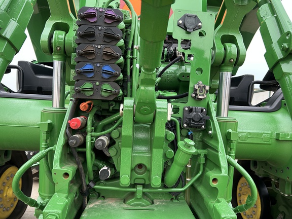 2024 John Deere 8RX 410 Tractor Rubber Track