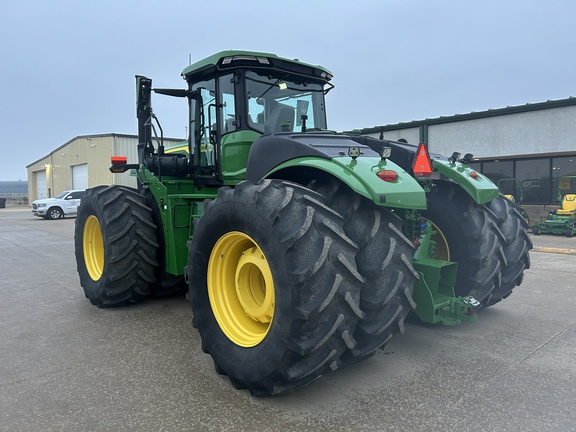2024 John Deere 9R 390 Tractor 4WD