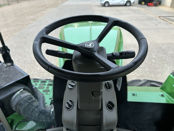 2024 John Deere 9R 390 Tractor 4WD