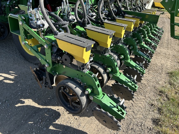 2021 John Deere DB60 Planter