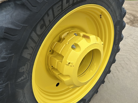 2024 John Deere 8R 370 Tractor