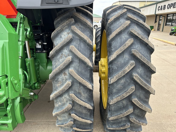 2024 John Deere 8R 370 Tractor