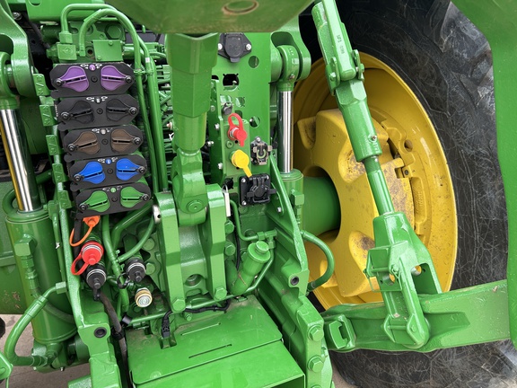 2024 John Deere 8R 370 Tractor