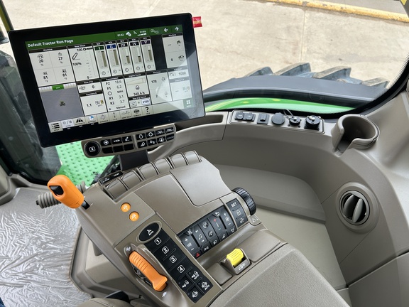 2024 John Deere 8R 370 Tractor