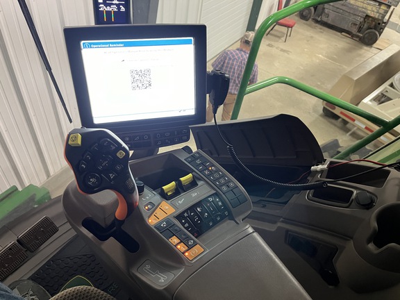 2022 John Deere S780 Combine