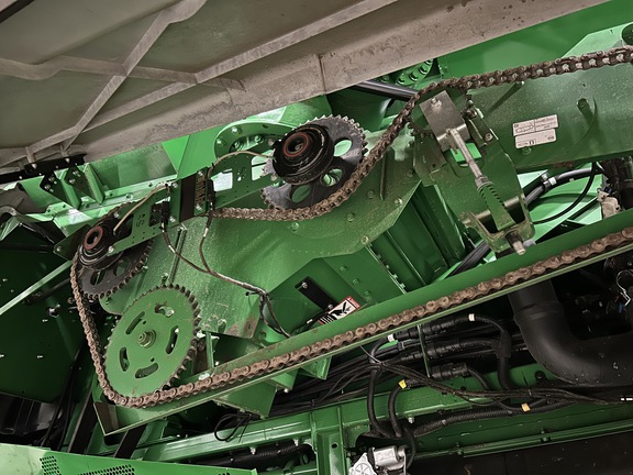 2022 John Deere S780 Combine