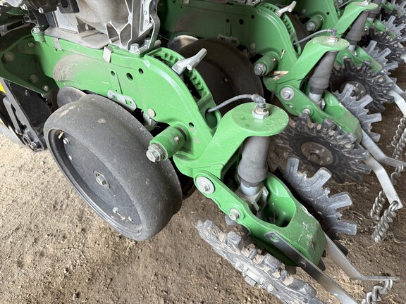 2022 John Deere DB60 Planter