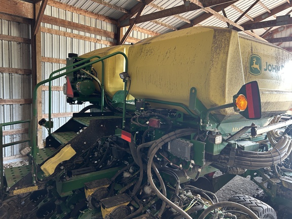 2022 John Deere DB60 Planter