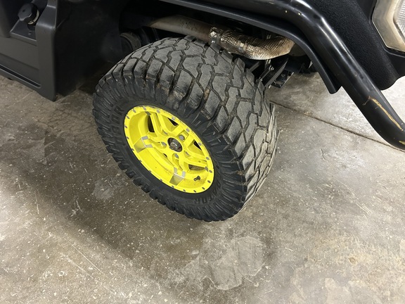 2023 John Deere XUV 835R ATV