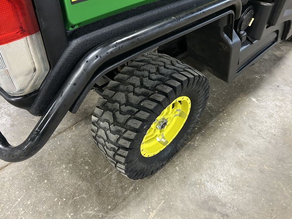 2023 John Deere XUV 835R ATV