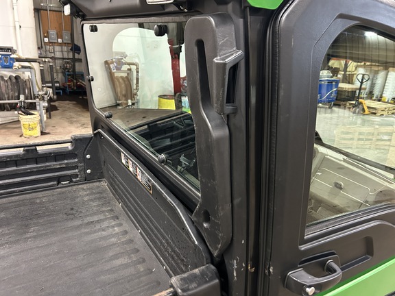 2023 John Deere XUV 835R ATV