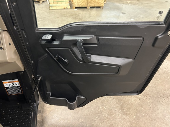 2023 John Deere XUV 835R ATV