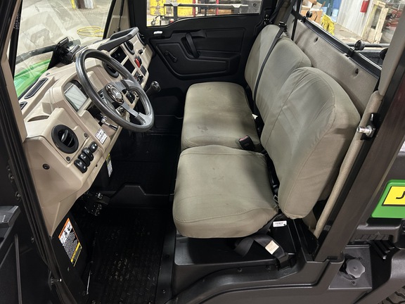 2023 John Deere XUV 835R ATV