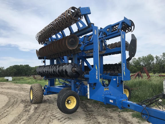 2016 Landoll 7832-35 Disk