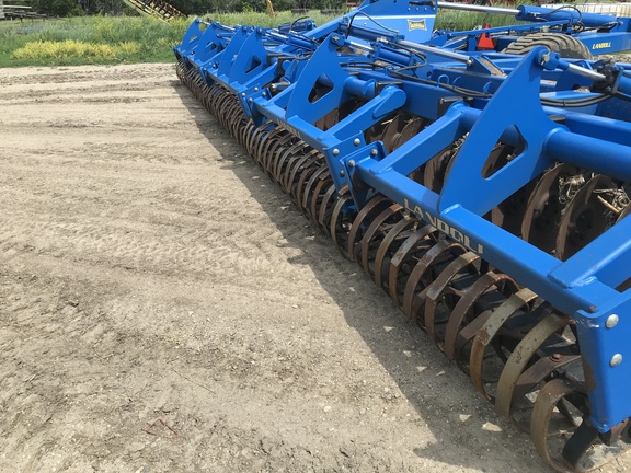 2016 Landoll 7832-35 Disk