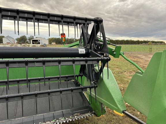 2012 John Deere 640FD Header Combine