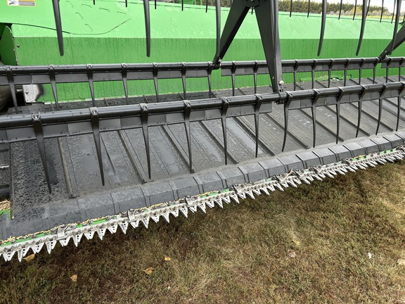 2012 John Deere 640FD Header Combine